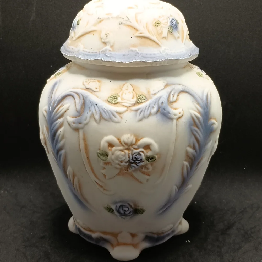 vintage porcelain jar urn white blue flower